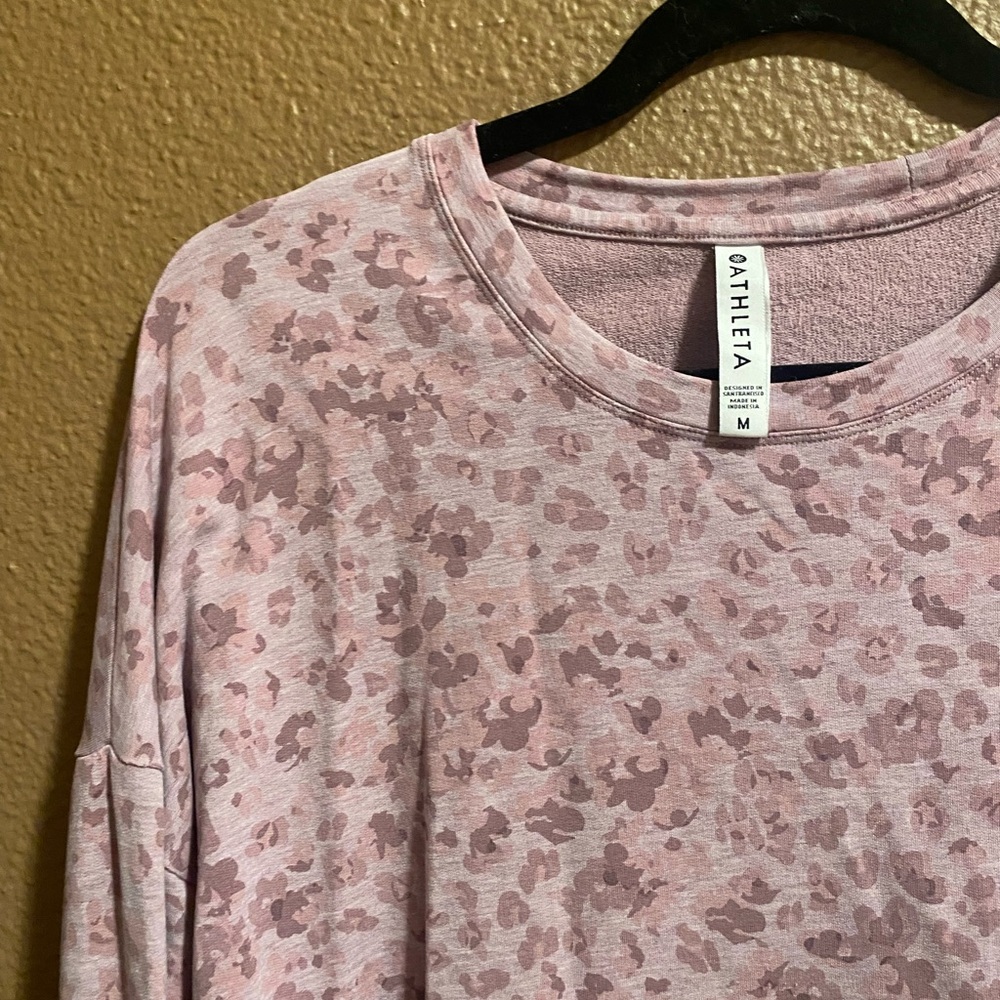 Athleta studio to street Maeve sweatshirt size medium - Picture 2 of 8